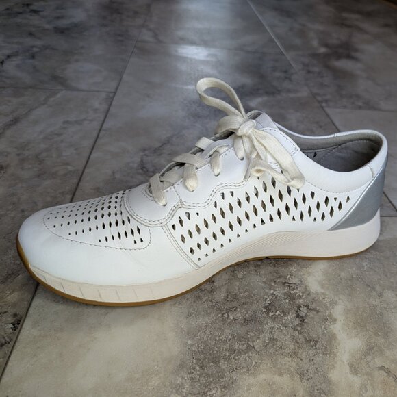 Dansko 'Charlie' Leather Sneakers (women's 40/9.5-10) - Picture 2 of 9